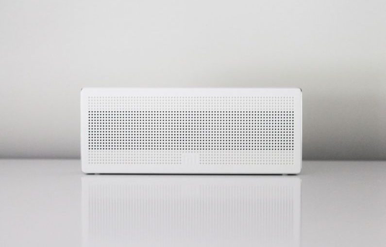 Air Purifier - rectangular white device